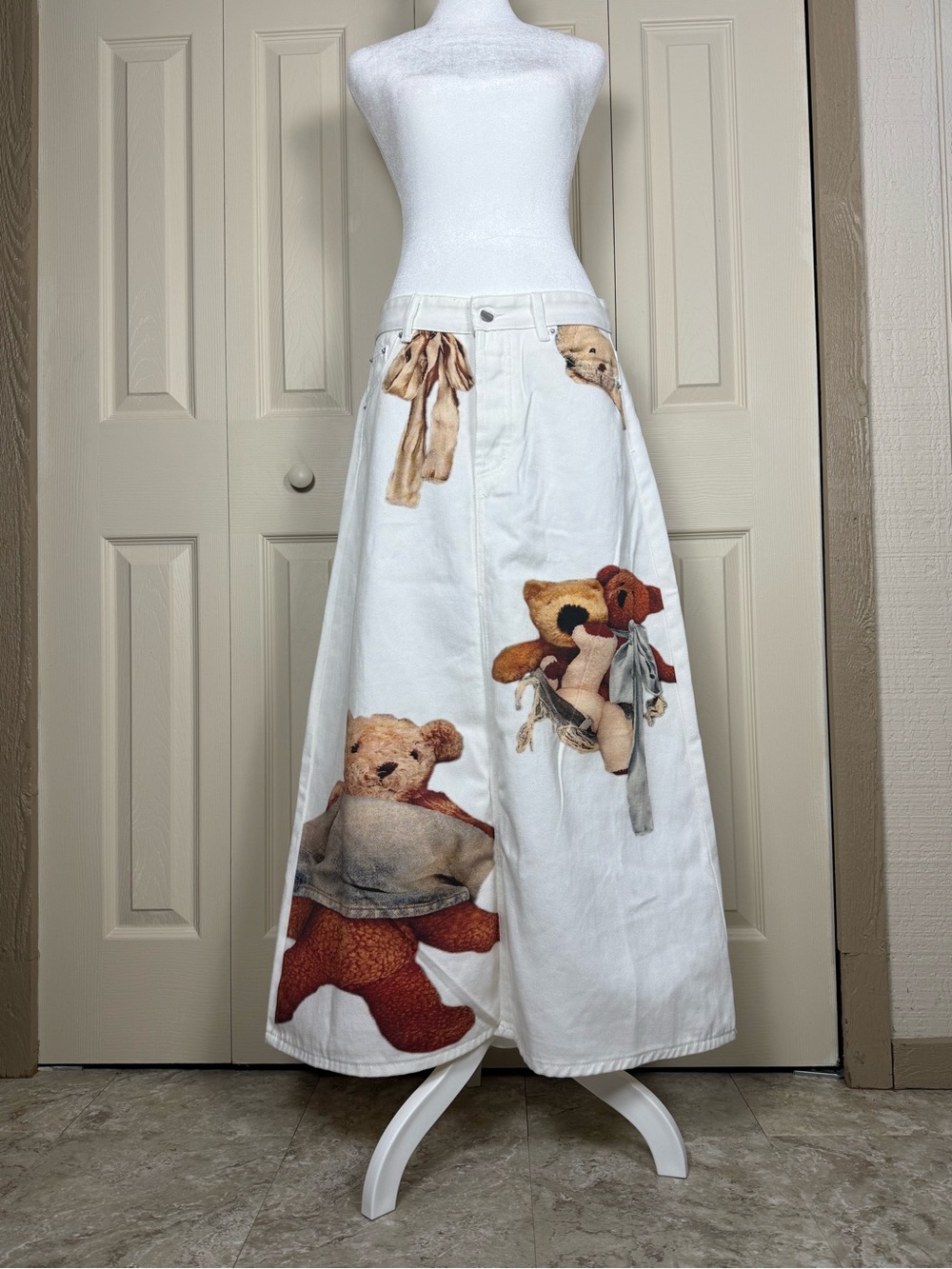 White Maxi Skirt with Teddy Bear Print